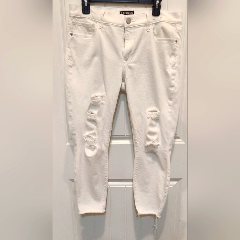 Women's White Distressed Crop Jeans